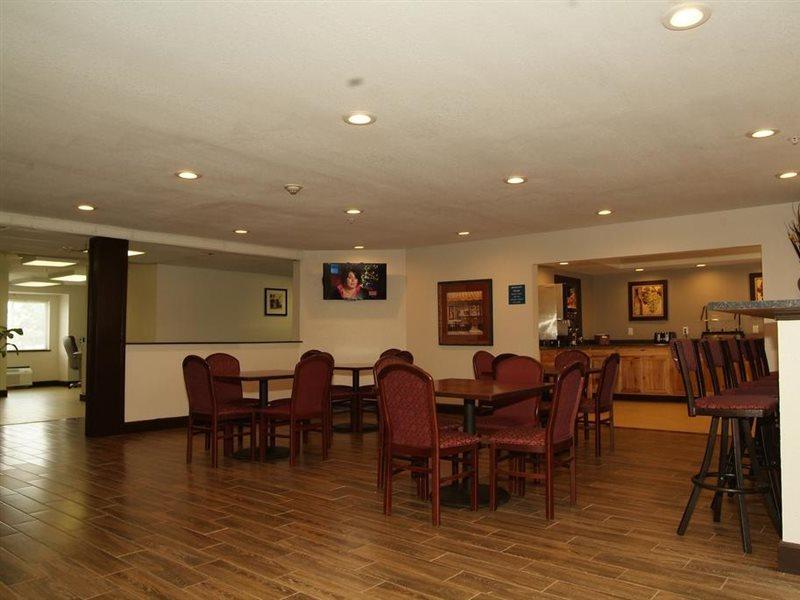 Expo Inn Tulsa Bagian luar foto